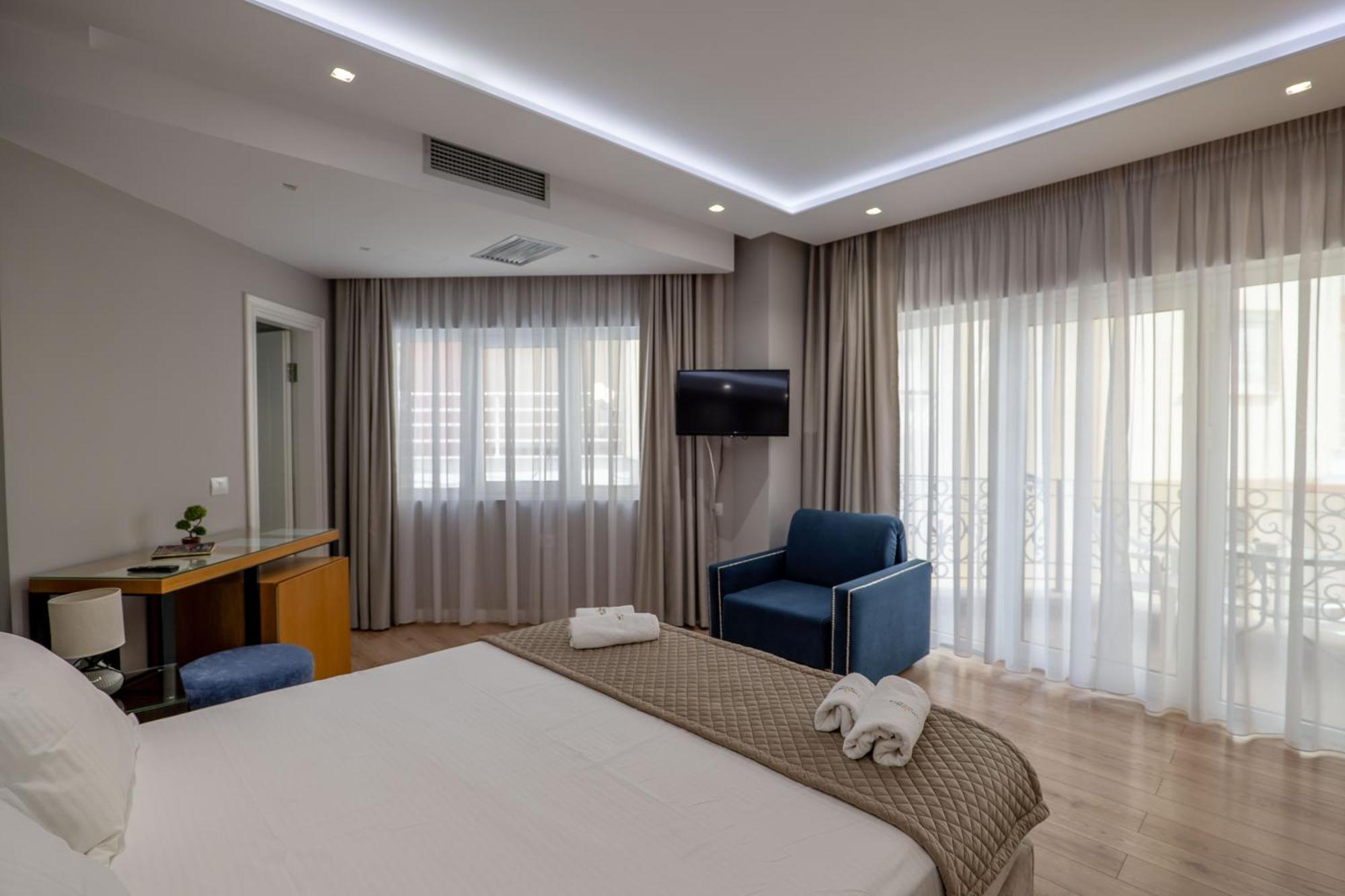 Ami Mar Hotel Sarandë Exteriér fotografie