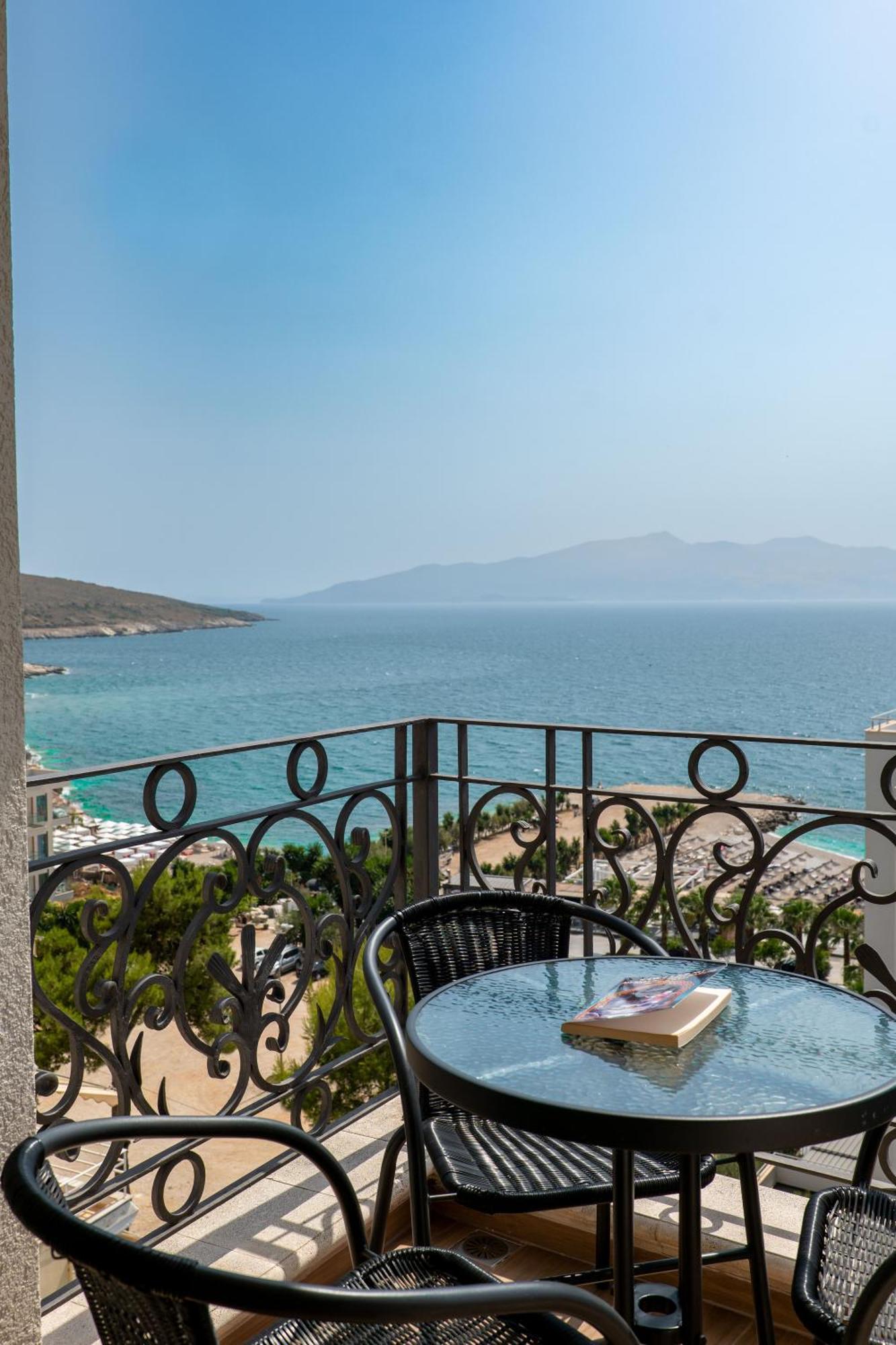 Ami Mar Hotel Sarandë Exteriér fotografie
