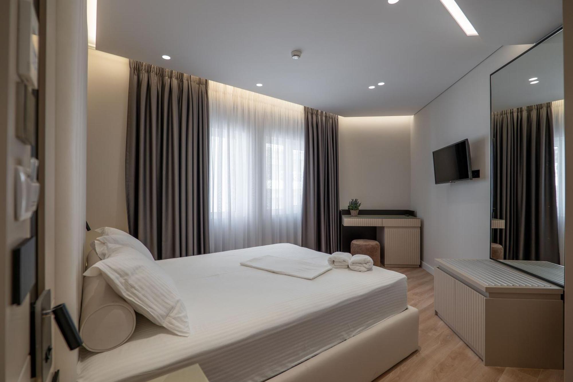 Ami Mar Hotel Sarandë Exteriér fotografie