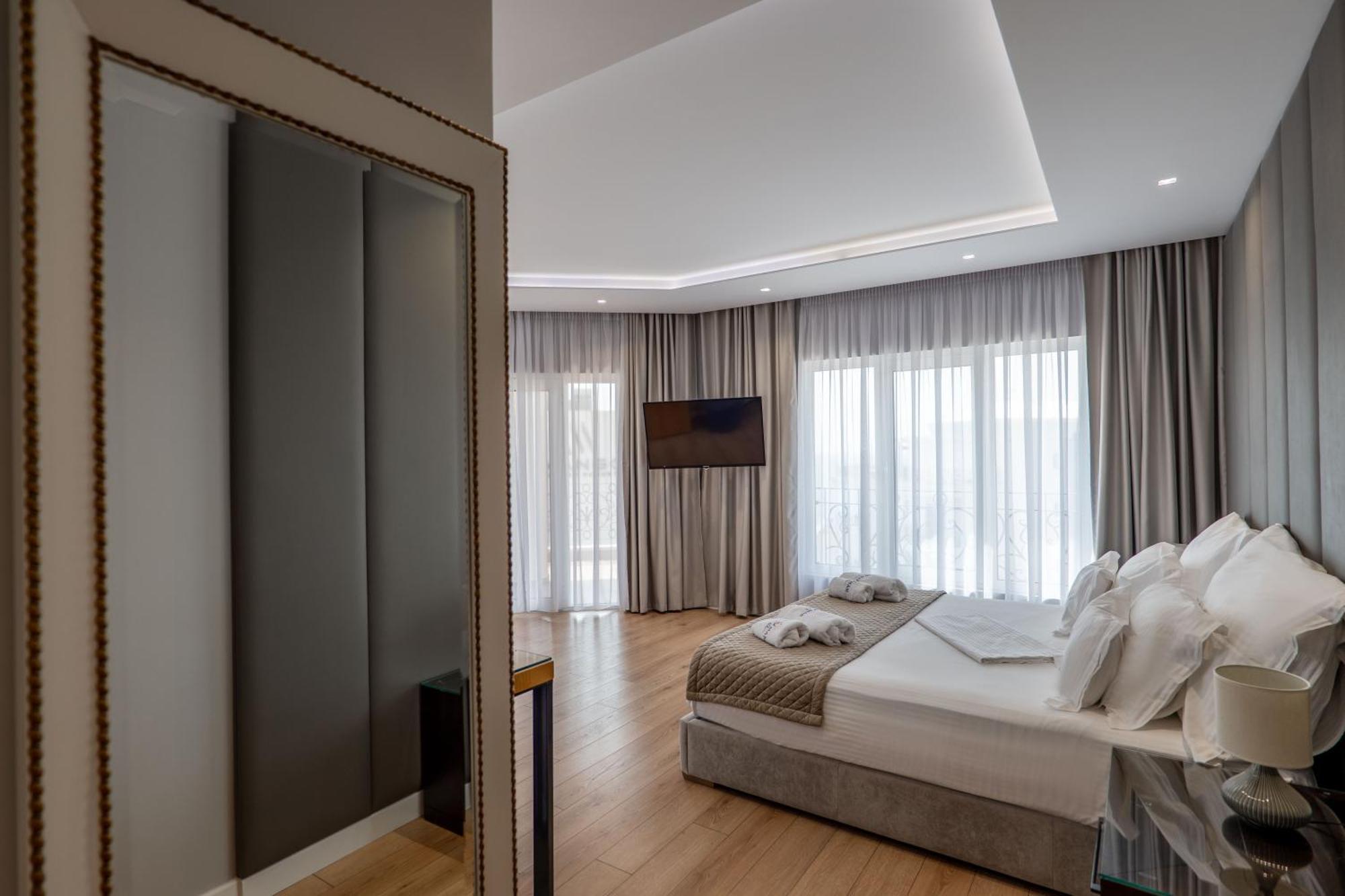 Ami Mar Hotel Sarandë Exteriér fotografie