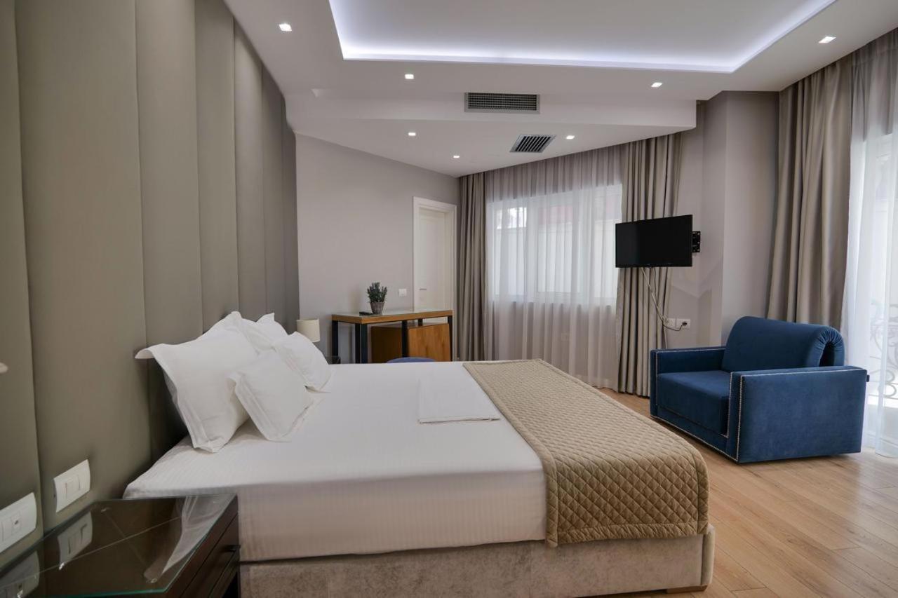 Ami Mar Hotel Sarandë Exteriér fotografie